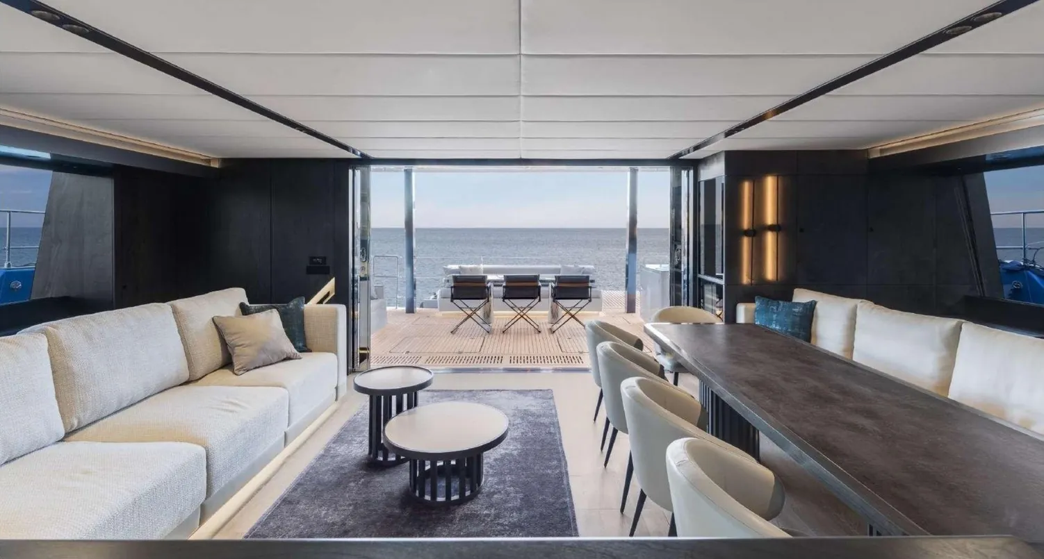 Salon opening onto the aft deck