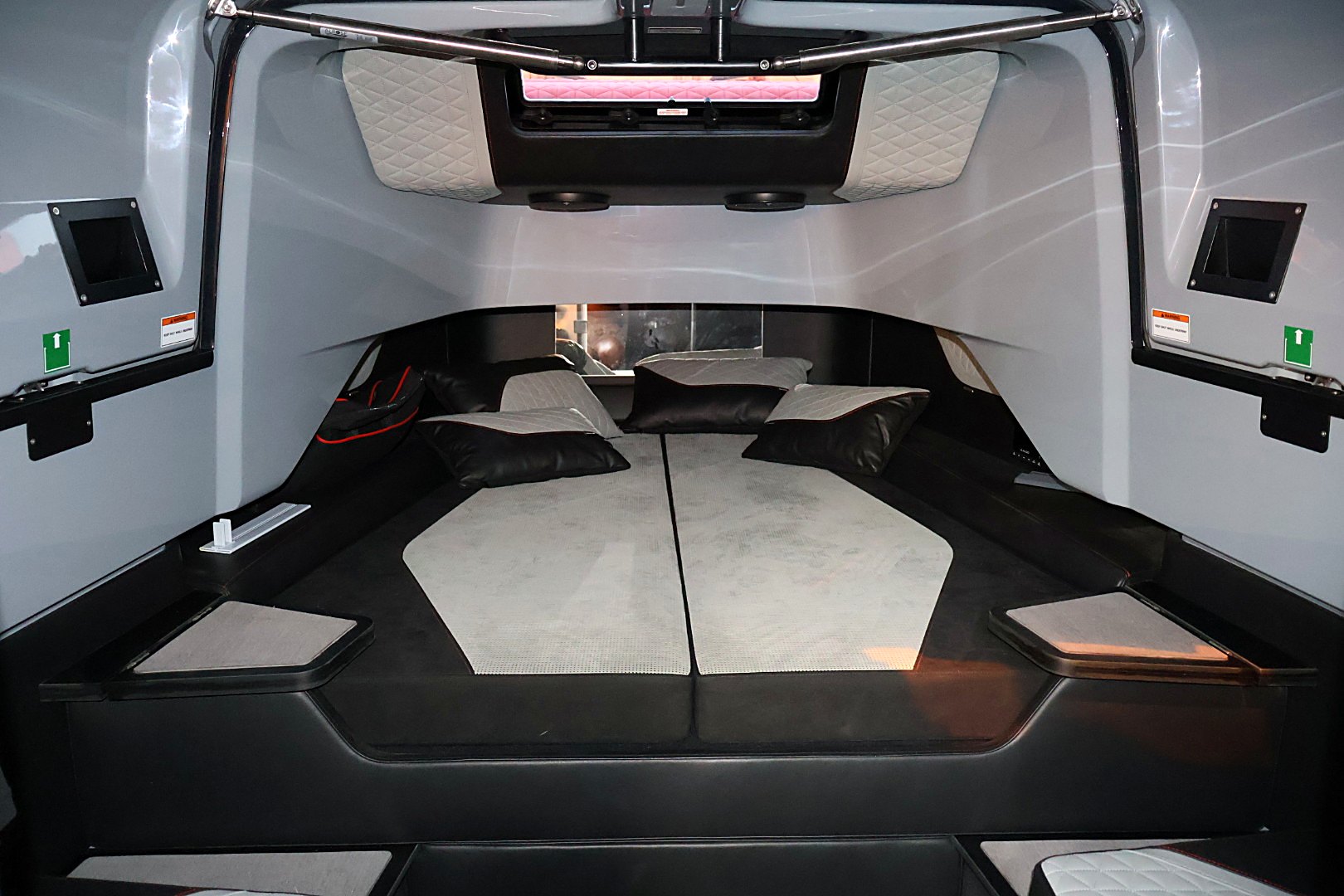 BRABUS Shadow 1000 cabin with overnight berth