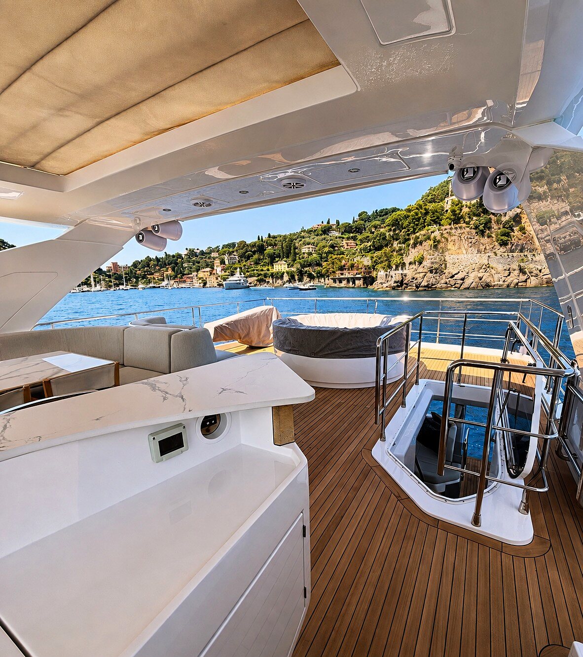 ESCAPE flybridge with Jacuzzi and wet bar overlooking the Ligurian coast